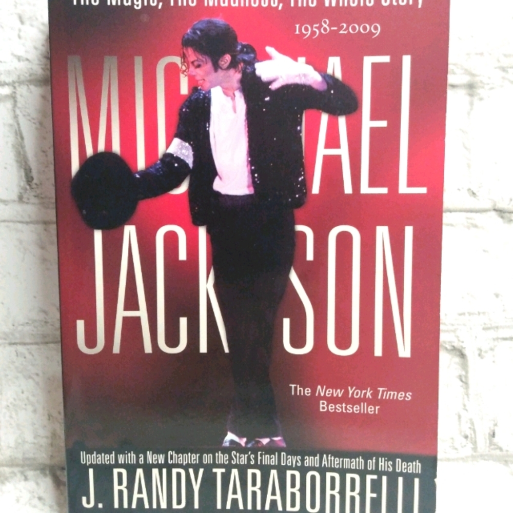 Michael Jackson The Whole Story 814 pages